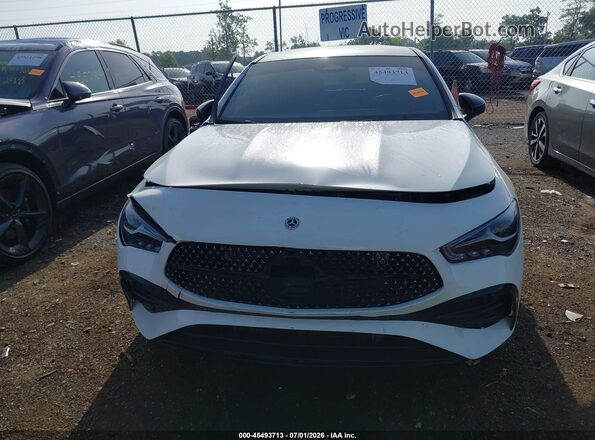 W1K5J4HB2RN452392 2024 MERCEDES-BENZ CLA-CLASS Белый Вид спереди