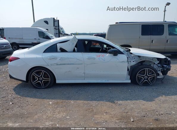 W1K5J4HB2TN600595 2026 MERCEDES-BENZ CLA-CLASS White Widok wnętrza z tyłu