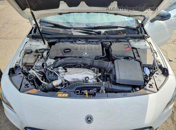 W1K5J4HB4MN208333 2021 MERCEDES-BENZ CLA-CLASS White Widok wnętrza z tyłu
