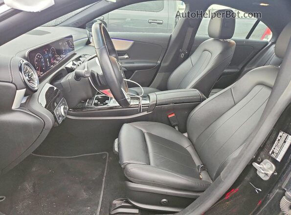 W1K5J4HB9SN509306 2025 MERCEDES-BENZ CLA-CLASS Black Widok wnętrza z przodu