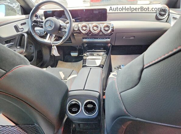 W1K5J4HBXSN533663 2025 MERCEDES-BENZ CLA-CLASS Charcoal Vista del salpicadero
