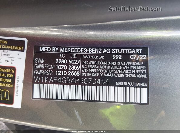 W1KAF4GB6PR070454 2023 MERCEDES-BENZ C Gray Widok komory silnika
