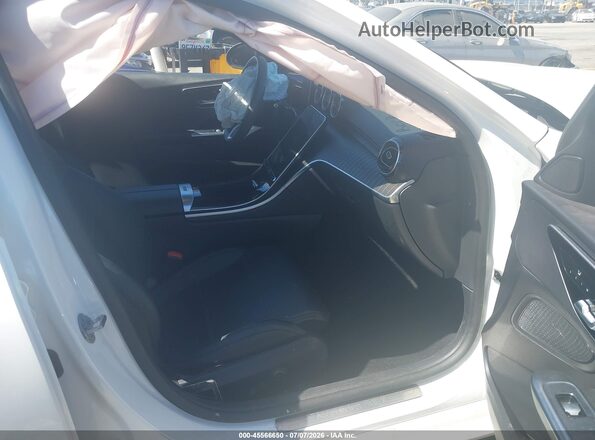 W1KAF4GB7PR094083 2023 MERCEDES-BENZ C-CLASS White Widok wnętrza z przodu