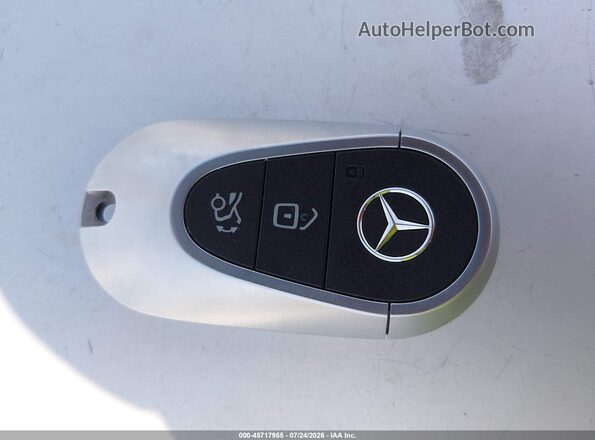 W1KAF4GB9PR129447 2023 MERCEDES-BENZ C-CLASS White Widok deski rozdzielczej