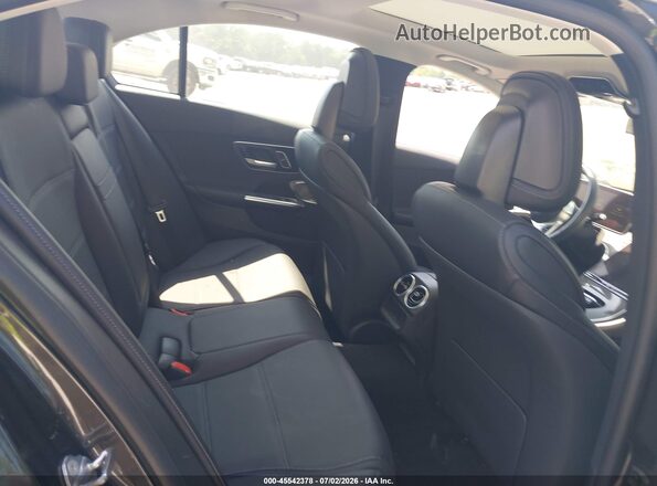 W1KAF4HB2NR017343 2022 MERCEDES-BENZ C-CLASS Black VIN sticker view