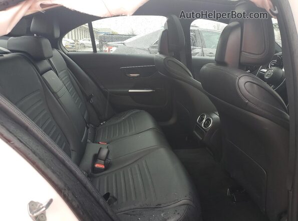 W1KAF4HB2PR072734 2023 MERCEDES-BENZ C White Widok tylnych siedzeń