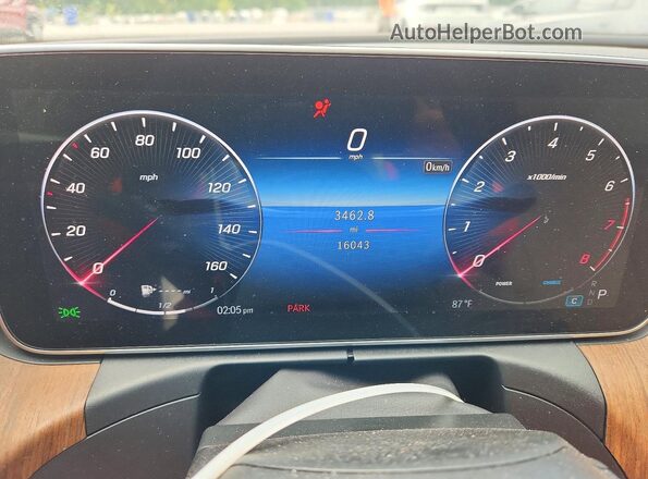 W1KAF4HB3PR101402 2023 MERCEDES-BENZ C White ძრავის განყოფილების ხედი