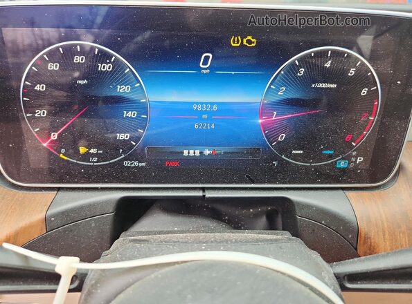 W1KAF4HB4PR145117 2023 MERCEDES-BENZ C Black ხელსაწყოთა პანელის ხედი