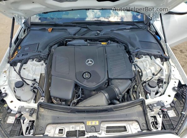 W1KAF4HB4PR148194 2023 MERCEDES-BENZ C White Vista interior trasera