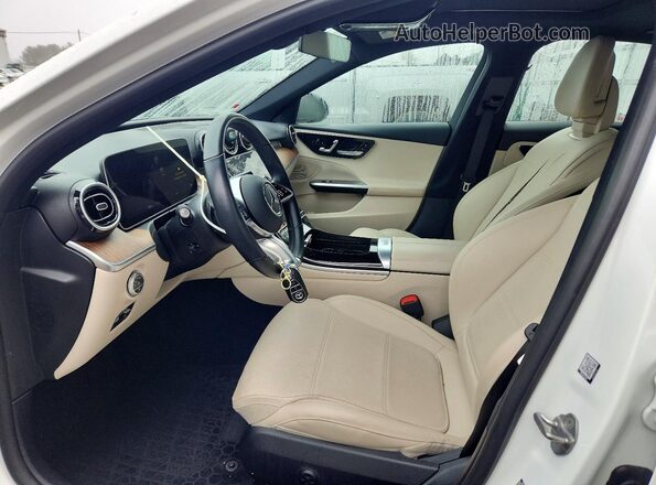 W1KAF4HB6PR141585 2023 MERCEDES-BENZ C Белый Вид салона спереди