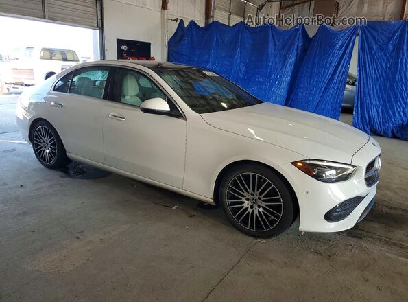 W1KAF4HB7NR015376 2022 MERCEDES-BENZ C Белый Передняя правая четверть