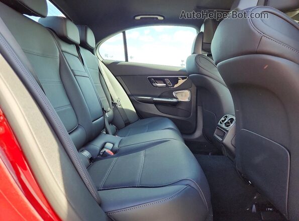 W1KAF4HB8RR223157 2024 MERCEDES-BENZ C Red Vista de los asientos traseros