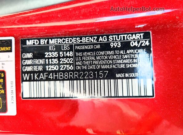 W1KAF4HB8RR223157 2024 MERCEDES-BENZ C Red Vista del compartimento del motor