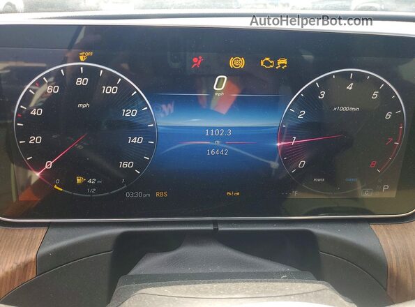 W1KAF4HB9RR167195 2024 MERCEDES-BENZ C White Instrument cluster view