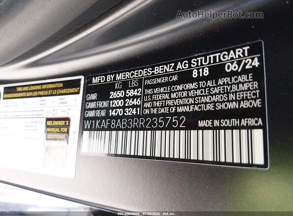 W1KAF8AB3RR235752 2024 MERCEDES-BENZ AMG C 63 Black ძრავის განყოფილების ხედი