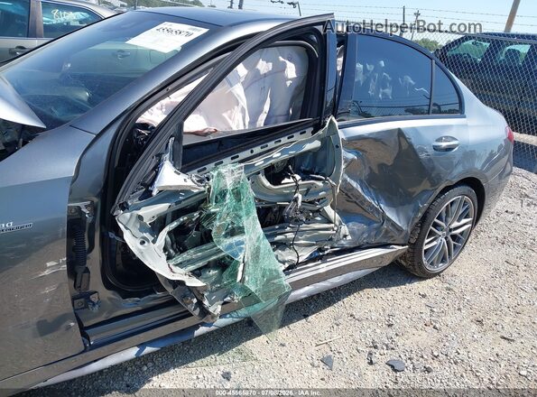 W1KAF8HB9PR118566 2023 MERCEDES-BENZ AMG C 43 Серебряный Вид спереди