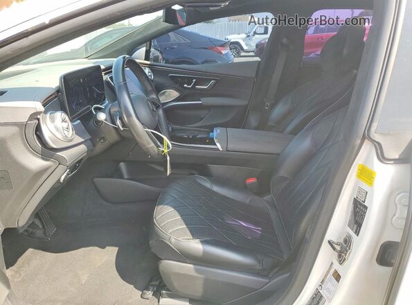 W1KCG2DB0NA009501 2022 MERCEDES-BENZ EQS White Vista interior delantera