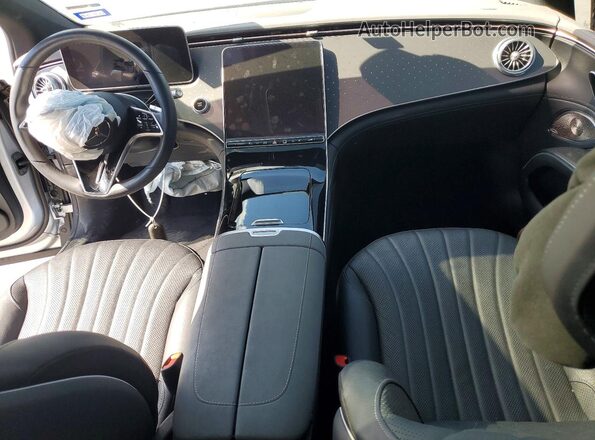 W1KCG2DB2NA015154 2022 MERCEDES-BENZ EQS Silver Առջևի վահանակի տեսք