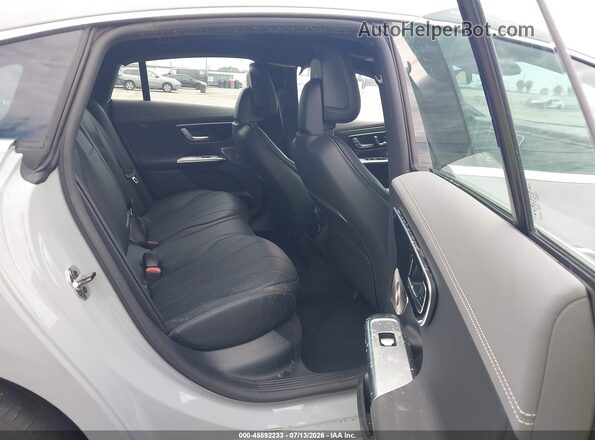 W1KEG1CB0RF057271 2024 MERCEDES-BENZ EQE 350 Gray Vista de la etiqueta del VIN