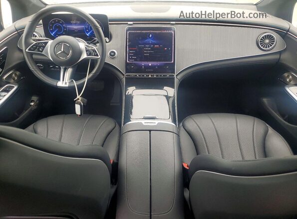 W1KEG1CB5RF043057 2024 MERCEDES-BENZ EQE Silver Vista del salpicadero