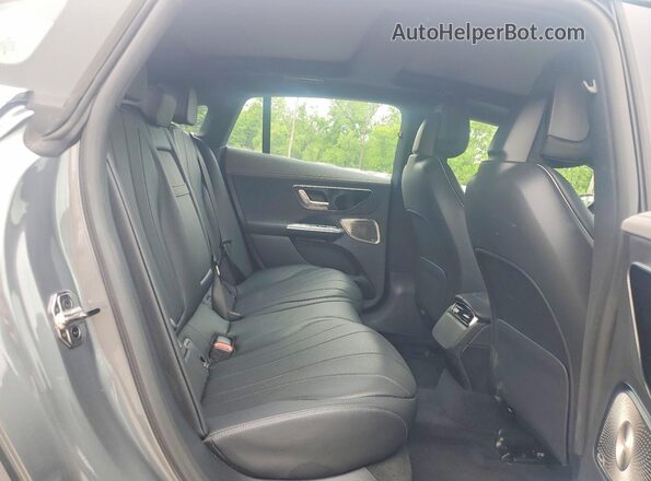 W1KEG1CB5RF043057 2024 MERCEDES-BENZ EQE Silver Vista de los asientos traseros