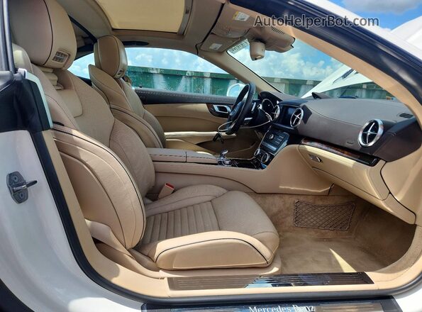 W1KJK7DA7LF061671 2020 MERCEDES-BENZ SL White Widok tylnych siedzeń