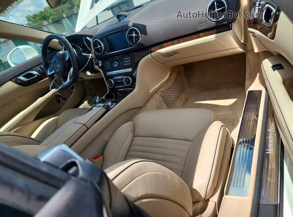 W1KJK7DA7LF061671 2020 MERCEDES-BENZ SL White Widok deski rozdzielczej