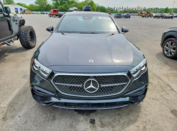 W1KLF6BB3SA107320 2025 MERCEDES-BENZ E Black Front view