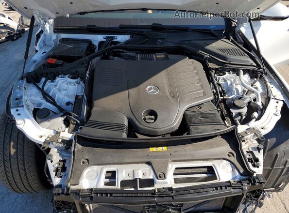 W1KLF6BB3SA120312 2025 MERCEDES-BENZ E White Widok wnętrza z tyłu