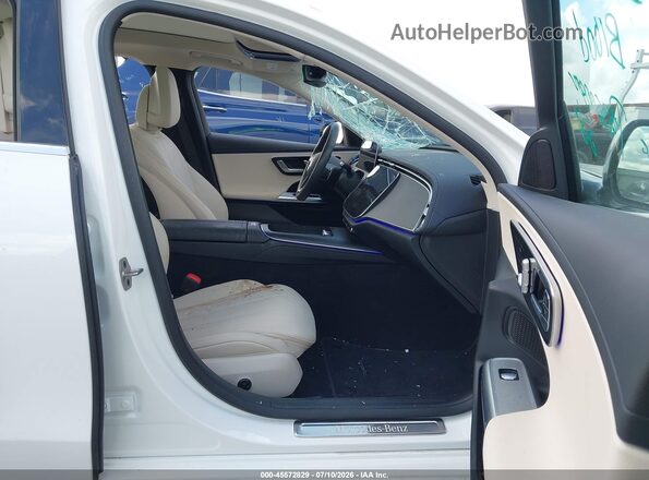 W1KLF6BB8SA120189 2025 MERCEDES-BENZ E-CLASS White Widok wnętrza z przodu