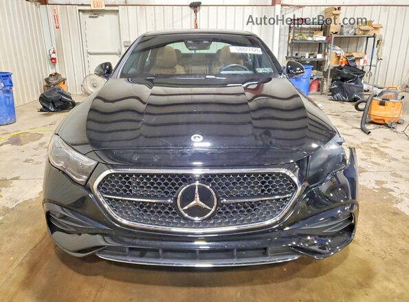 W1KLF6BB8SA156481 2025 MERCEDES-BENZ E Black წინა ხედი