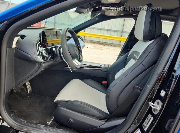 W1KLF6DBXSA137119 2025 MERCEDES-BENZ E Blue Front interior view