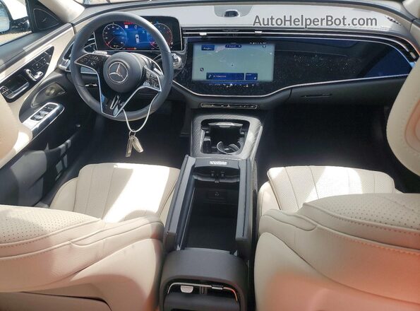 W1KLH6FB9SA134400 2025 MERCEDES-BENZ E White Dashboard view