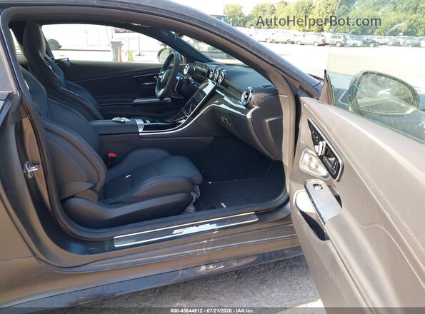 W1KMJ6CB1RF033846 2024 MERCEDES-BENZ AMG CLE 53 Gray Front interior view