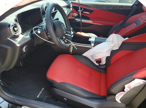 W1KMJ6CB1TF110576 2026 MERCEDES-BENZ CLE Black Vista interior delantera