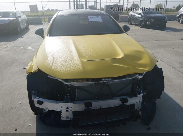 W1KMJ6CB3SF054686 2025 MERCEDES-BENZ AMG CLE 53 Yellow ხელსაწყოთა პანელის ხედი