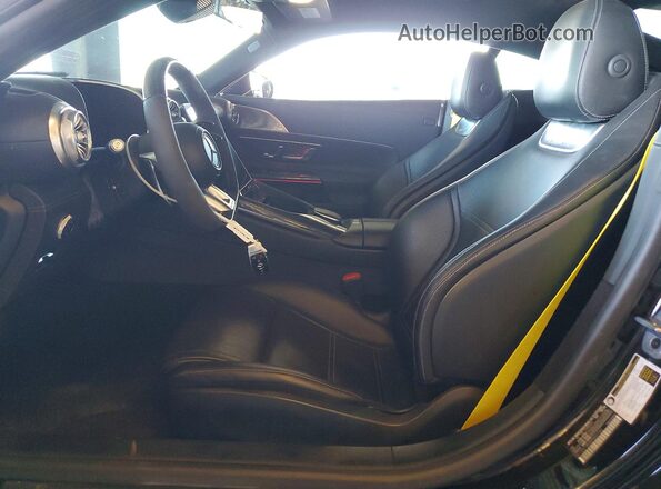 W1KRJ7JB3RF002192 2024 MERCEDES-BENZ AMG Black Front interior view