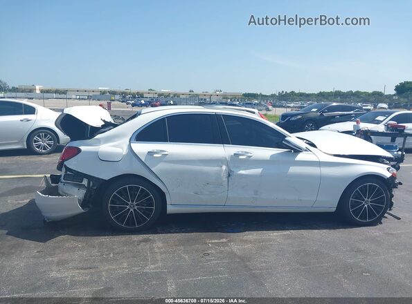 W1KWF8DB1MR652085 2021 MERCEDES-BENZ C-CLASS Белый Вид задней части салона