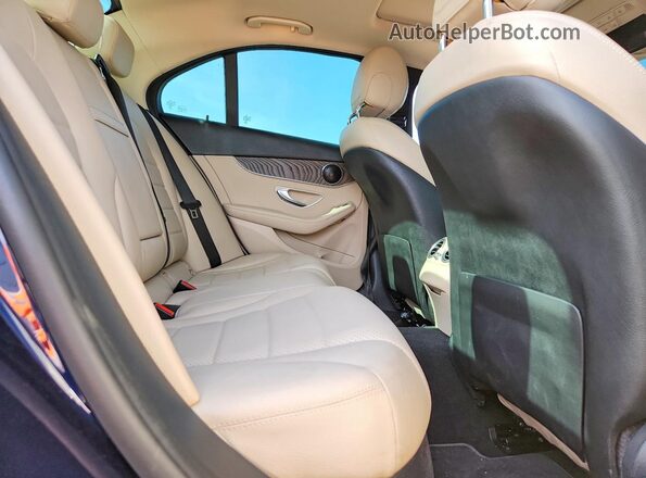 W1KWF8EB0MR609470 2021 MERCEDES-BENZ C Black Vista de los asientos traseros