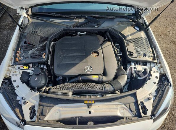 W1KWF8EB0MR652660 2021 MERCEDES-BENZ C White Vista interior trasera