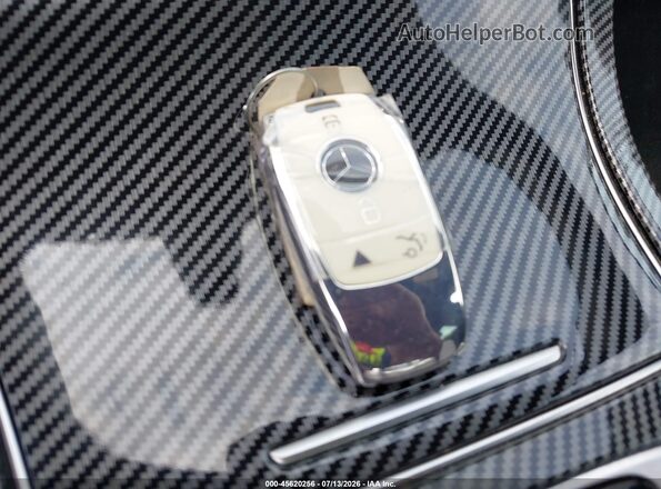 W1KWF8EB5LR574097 2020 MERCEDES-BENZ C-CLASS Черный Вид панели приборов