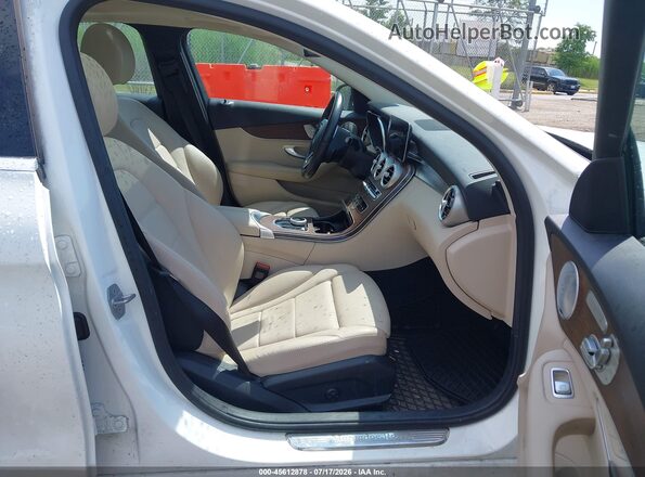 W1KWF8EB5MR626202 2021 MERCEDES-BENZ C-CLASS Белый Вид салона спереди