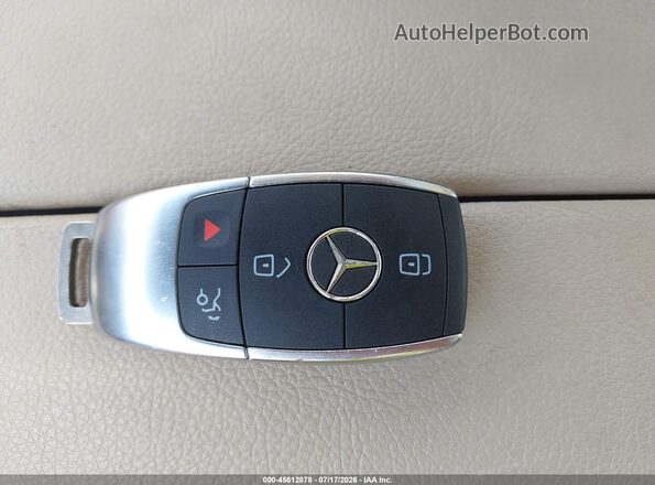 W1KWF8EB5MR626202 2021 MERCEDES-BENZ C-CLASS Белый Вид панели приборов