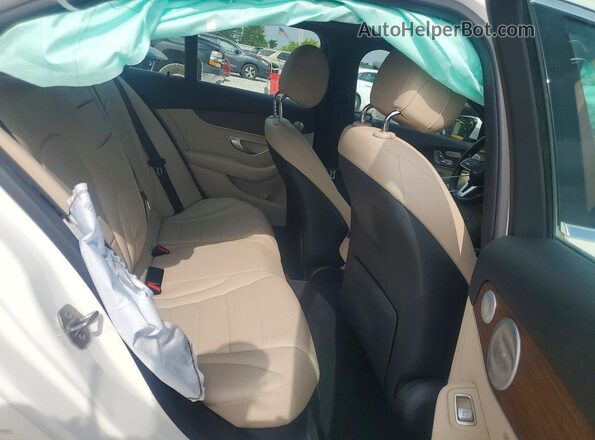 W1KWF8EB6MR611224 2021 MERCEDES-BENZ C Белый Вид задних сидений