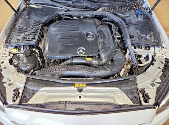 W1KWF8EBXMR608102 2021 MERCEDES-BENZ C White უკანა სალონის ხედი