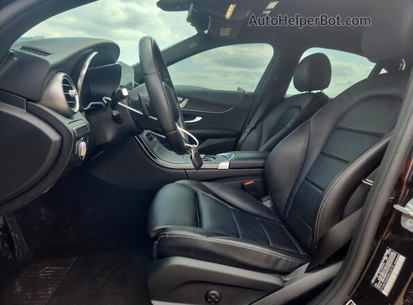 W1KWF8EBXMR620153 2021 MERCEDES-BENZ C Black Вид салону спереду
