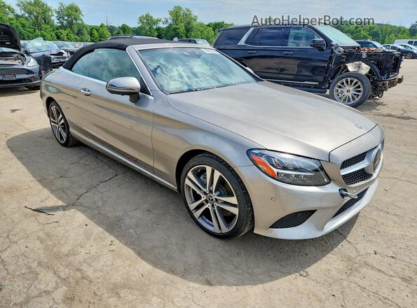 W1KWK8DB4MG082512 2021 MERCEDES-BENZ C Серебряный Передняя правая четверть