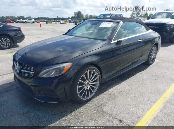 W1KWK8DB9MG067875 2021 MERCEDES-BENZ C-CLASS Черный Передняя левая четверть