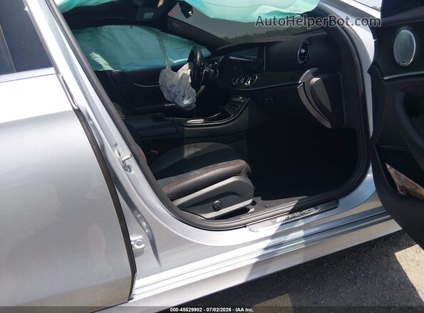 W1KZF6BB5MA873174 2021 MERCEDES-BENZ AMG E 53 Silver Widok wnętrza z przodu