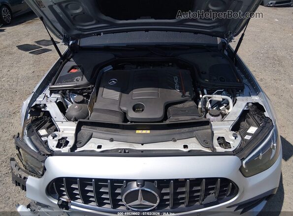 W1KZF6BB5MA873174 2021 MERCEDES-BENZ AMG E 53 Silver Widok z tyłu